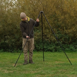 Solar Tackle Worldwide Weigh Tripod